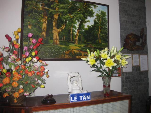 Duy Quang Hotel Bảo Lộc Esterno foto