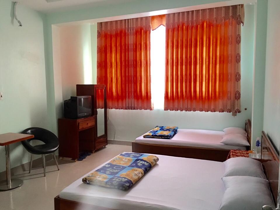 Duy Quang Hotel Bảo Lộc Esterno foto